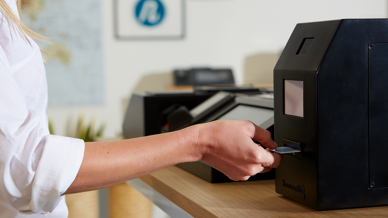 Key Card Dispenser for Hotel Self-Service Check-in Kiosk: A Complete Guide