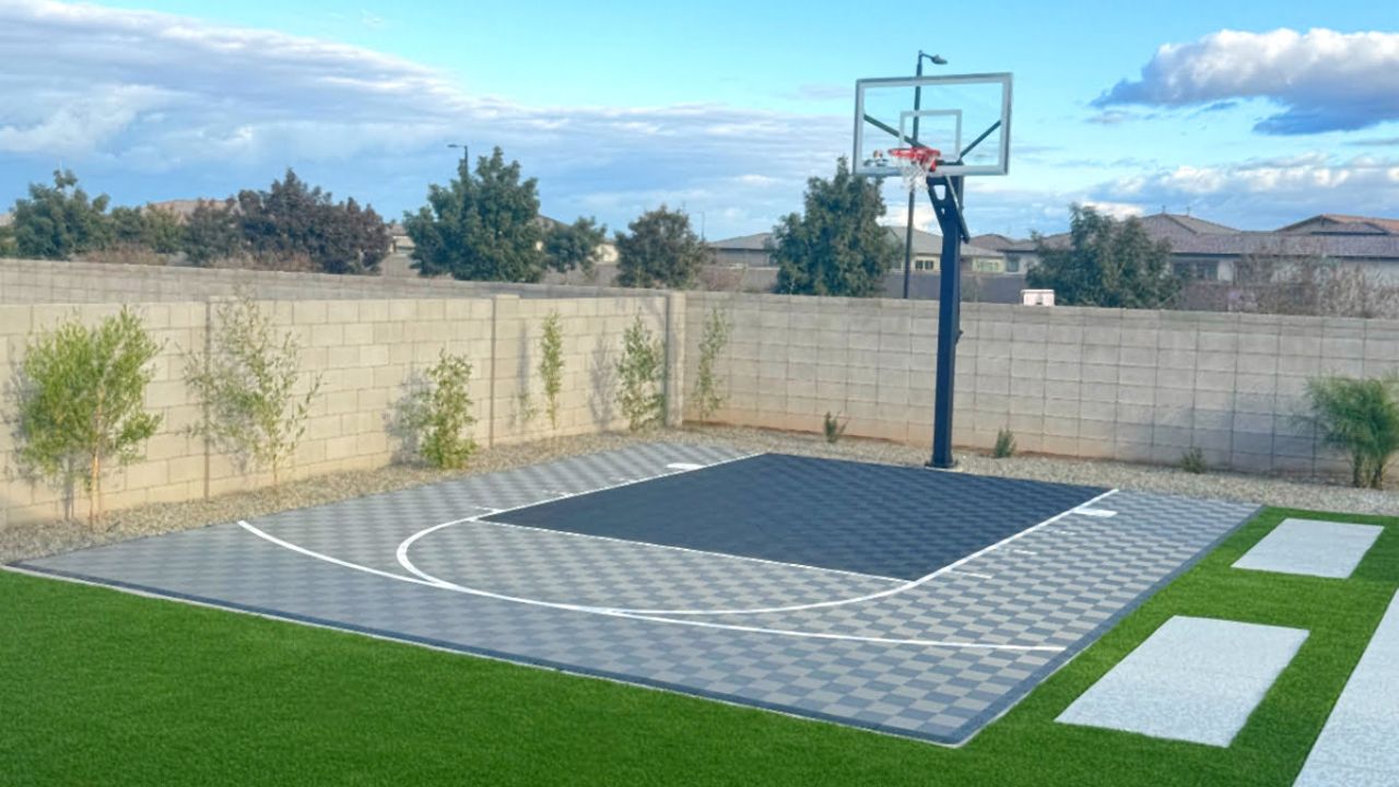 How to Choose the Best Basketball Court Tiles for Your Backyard