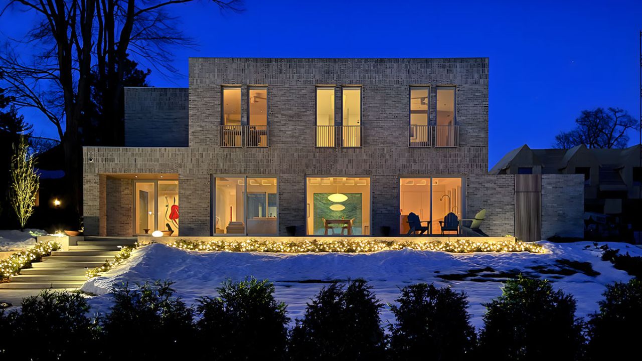 Innovative Lighting Solutions: Why Shehds is the Go-To for LED Wall Wash Lights